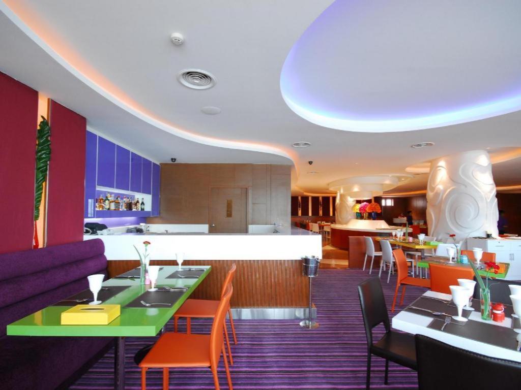 Hip Hotel Bangkok Exterior photo