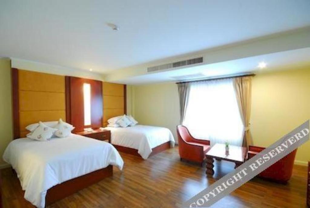 Hip Hotel Bangkok Exterior photo